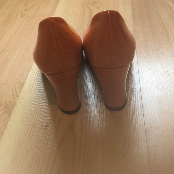 John Fluevog orange heels - Picture 2 of 3